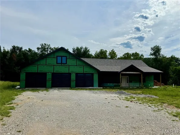12155 Lakewood Pl, New London, MO 63459