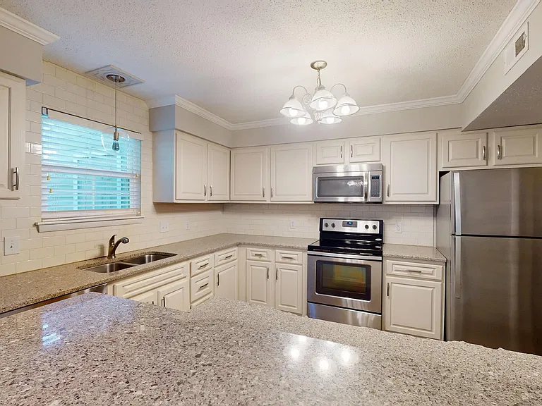 3280 Heathstead Pl — Photo 10
