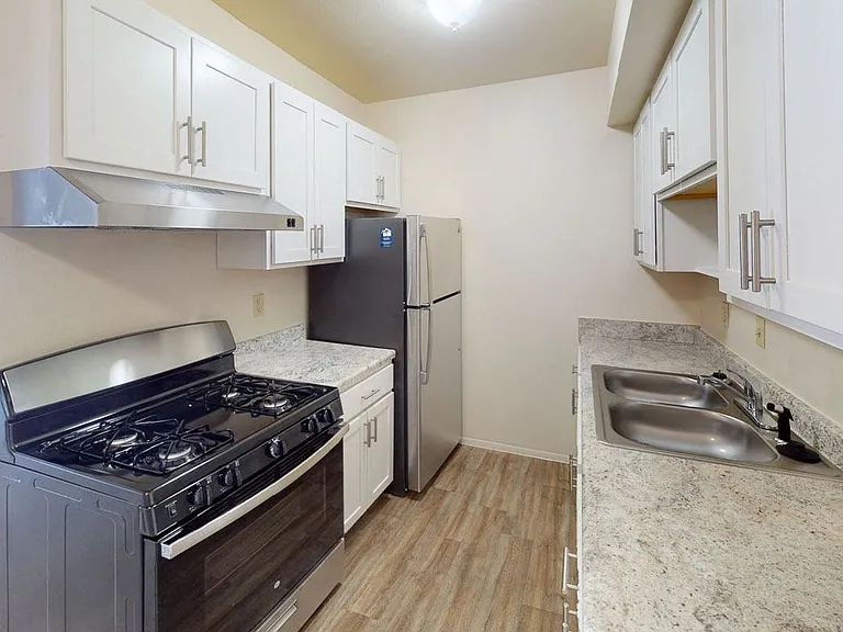 Walnut Trail Apartments — Photo 61