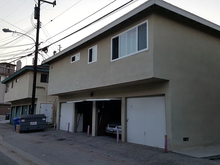 1208 Amethyst St #B — Photo 2