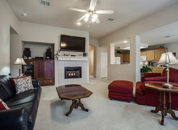 5th image of 306 Buffalo Creek Dr