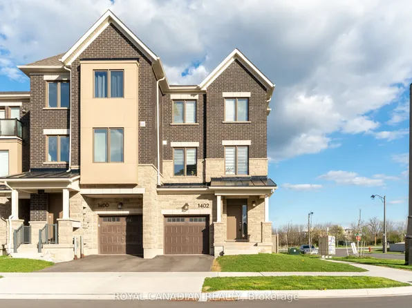 1402 Kaniv St, Oakville, ON L6M 5P3