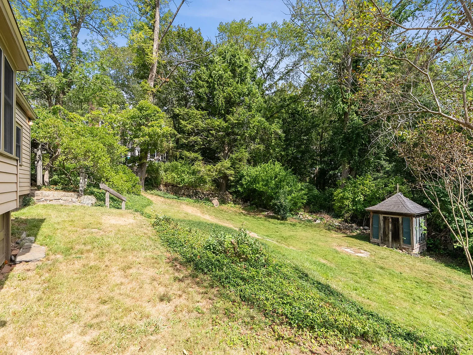 5 Sentry Hill Road - 1 — Photo 4