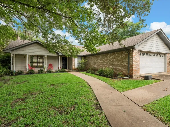 335 E Chapman Rd, Hewitt, TX 76643