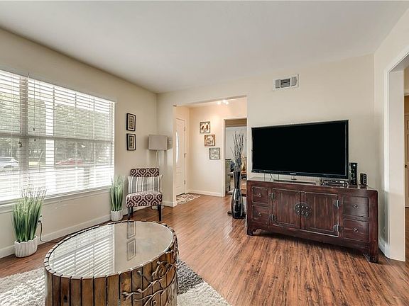 4th image of 13241 Belfield Dr