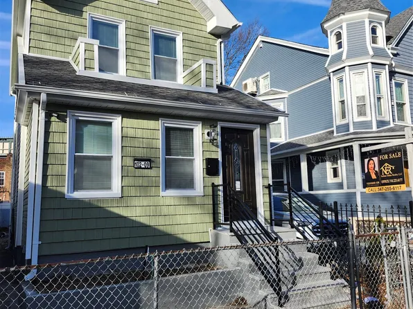 10209 87th Avenue, Richmond Hill, NY 11418