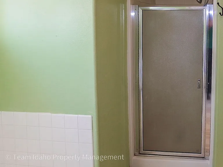 643 Northwood Dr — Photo 28