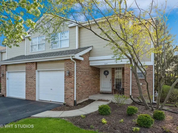 624 Hillview Ct S, West Chicago, IL 60185