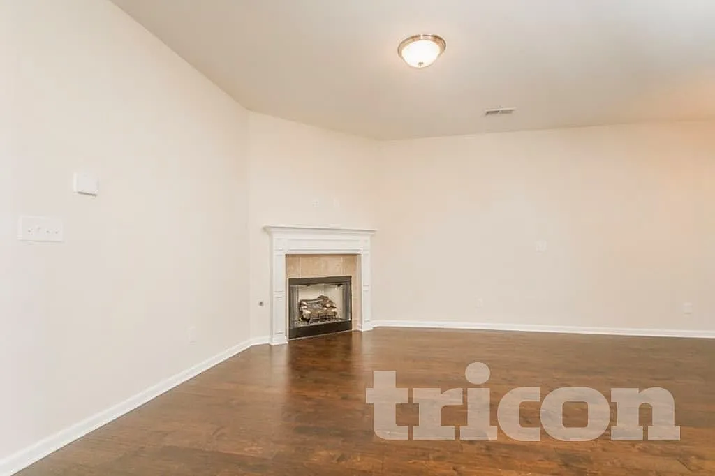 Building Photo - 2153 Cason Ln