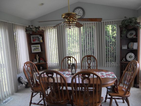 5th image of 12404 Bayview Dr #0