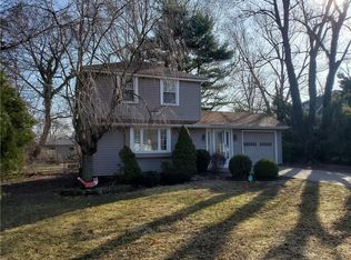 2811 Hastings Rd, Erie, PA 16506