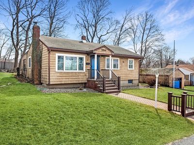 3 Desmond Dr, Nahant, MA, 01908