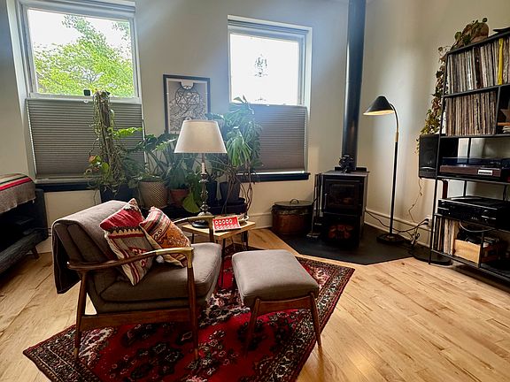 2nd image of 2748 W Chicago Ave Unit 2