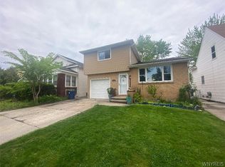 194 Windermere Blvd, Amherst, NY 14226