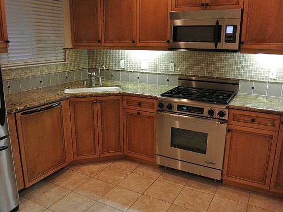 5th image of 1650 San Miguel Dr