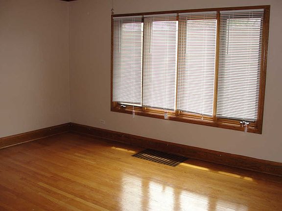 4th image of 2946 N 73rd Ct #2