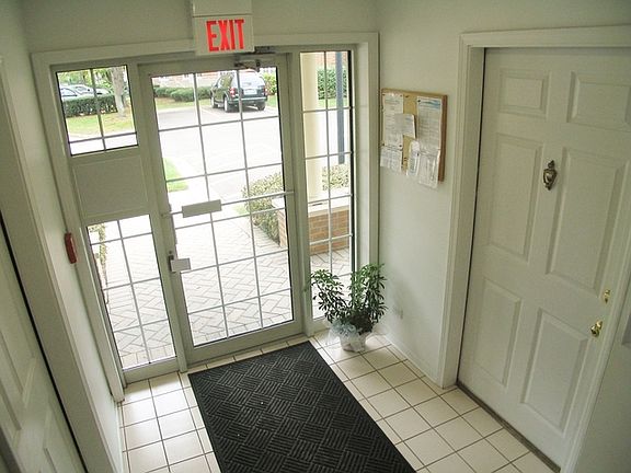 3rd image of 112 Day St APT 303