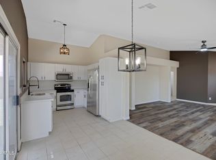9413 W Monroe St, Peoria, AZ 85345