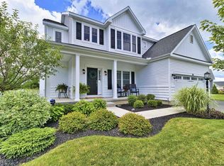 26 Maiden Cir, Malta, NY 12020