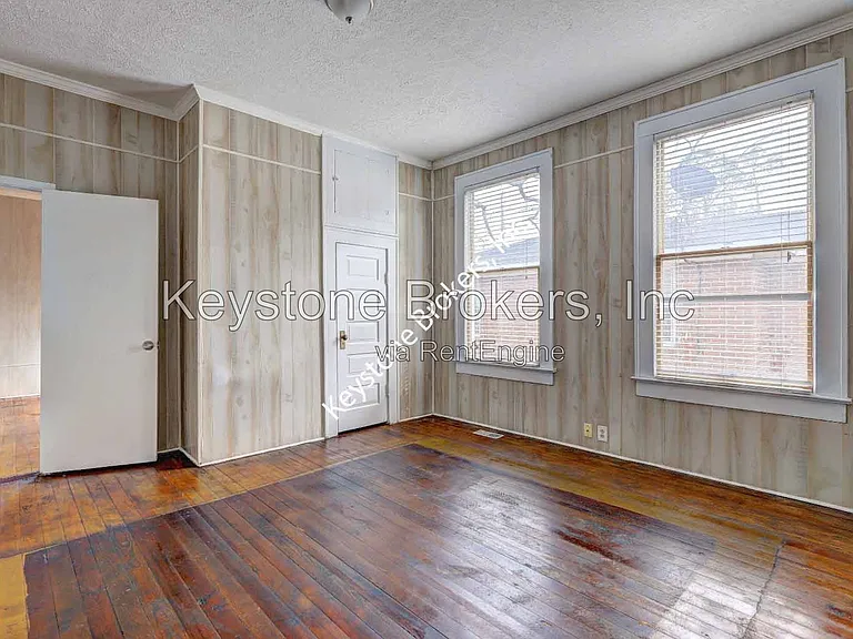1282 Baker Dr — Photo 10