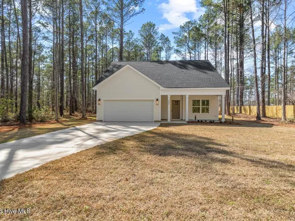 2080 Page Road, Burgaw, NC 28425