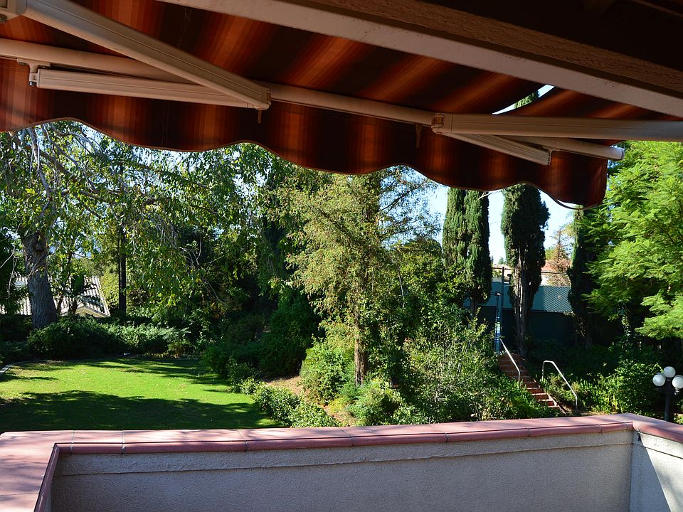 2nd image of 10319 Melvin Ave