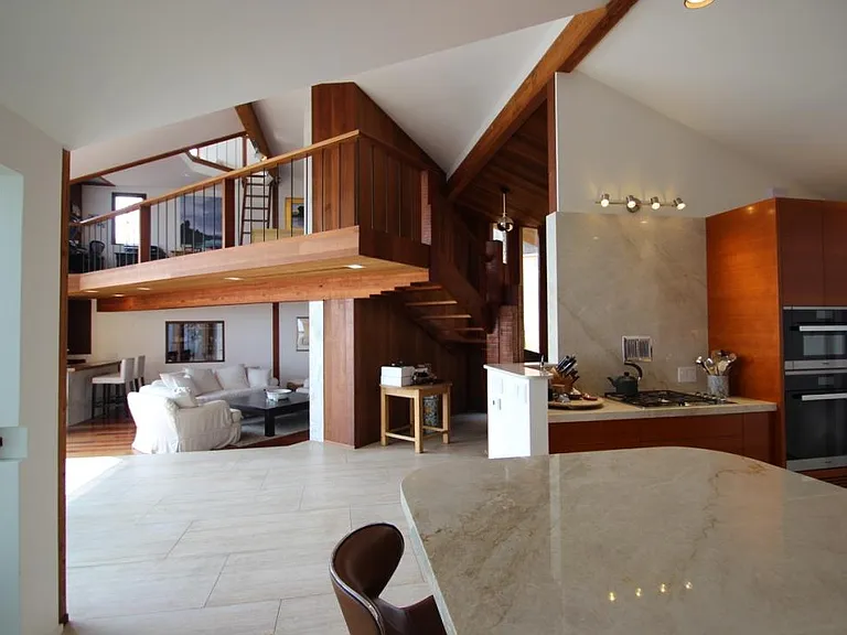 733 Las Alturas Rd — Photo 11