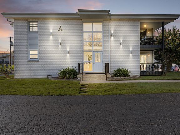 5th image of 613 Hillsboro Rd APT A11