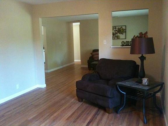 3rd image of 7779 Alondra Ct