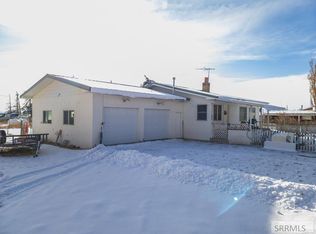 2733 Birch St, Arco, ID 83213
