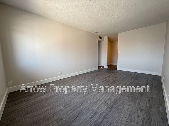 4th image of 1315 F St #12