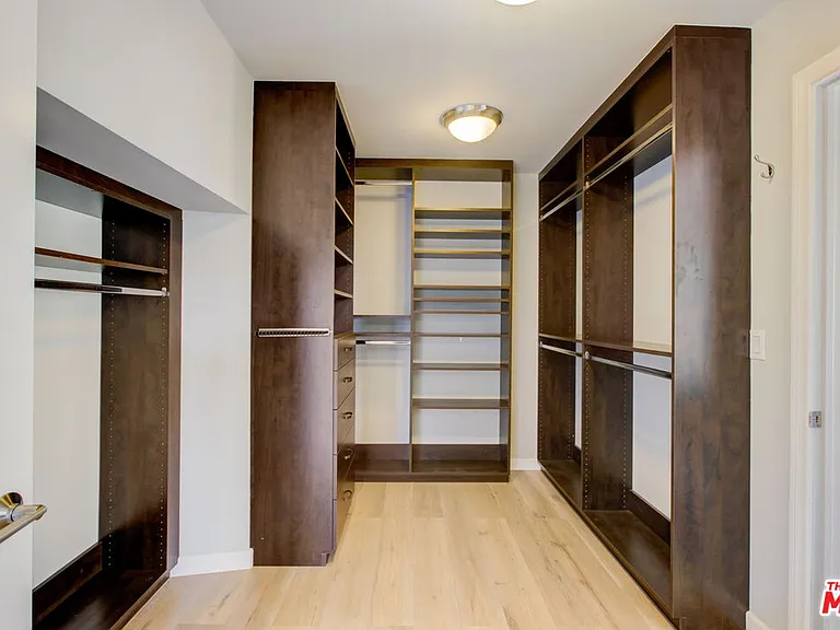 3223 Tareco Dr — Photo 27