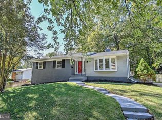 10205 Shiloh St, Fairfax, VA 22030