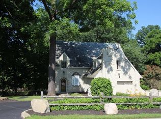 3610 S Burlington Dr, Muncie, IN 47302