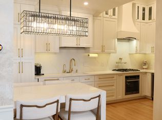 3241 N St NW, Washington, DC 20007