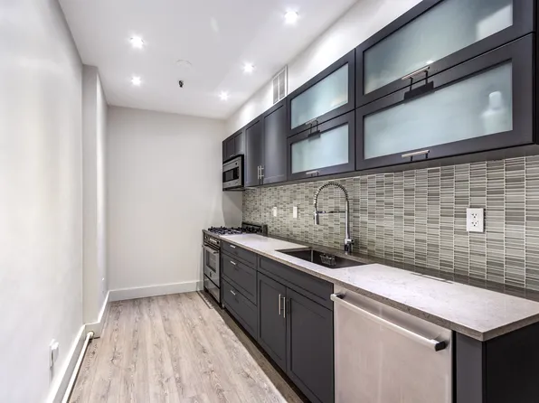 41 East 28th Street 2B image 3 of 9