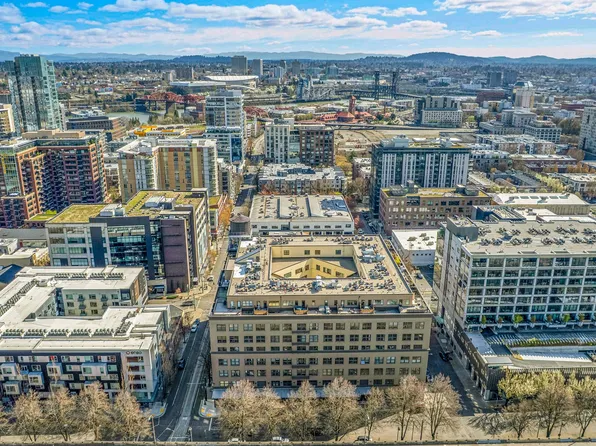 1420 NW Lovejoy St APT 204, Portland, OR 97209