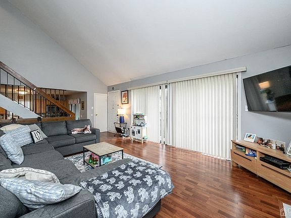 5th image of 68 Kingsberry Dr