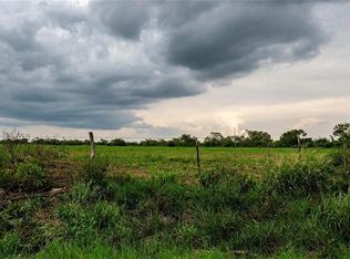 643 County Road 267, Falls City, TX 78113