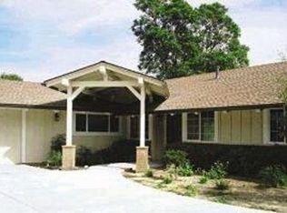 1750 E Fallbrook St, Fallbrook, CA 92028