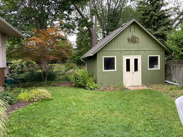 694 Niagara St #UPPER — Photo 21