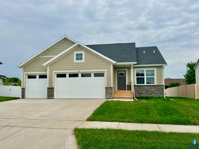 510 Hillside St, Harrisburg, SD, 57032