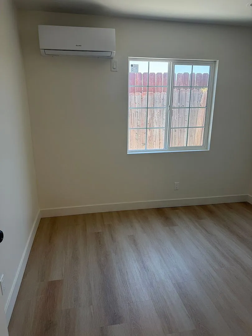 Newly Built 1-Bedroom Bungalow in El Monte — Photo 2