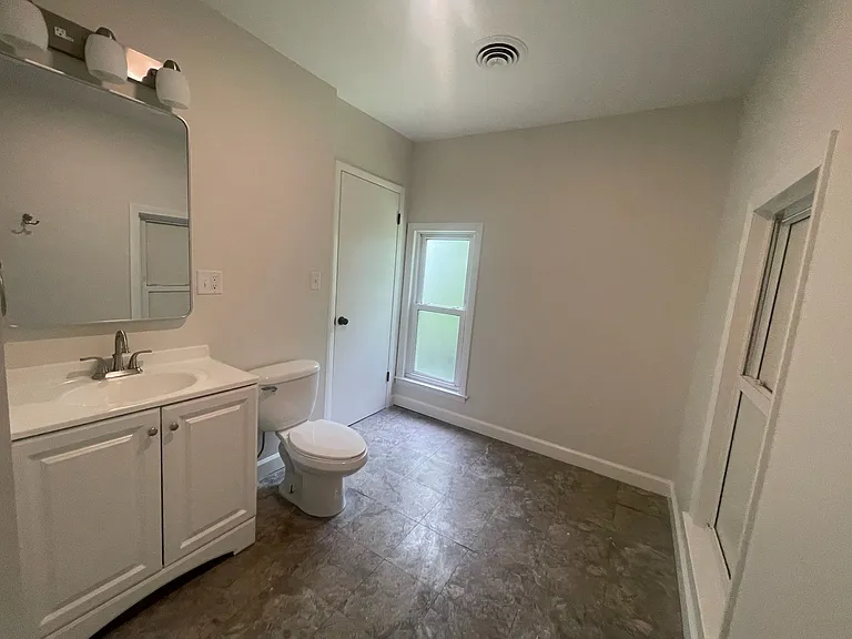 335 W Depot St #2 — Photo 30