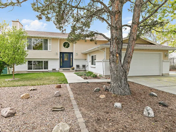 5960 S Potomac Dr, Murray, UT 84123