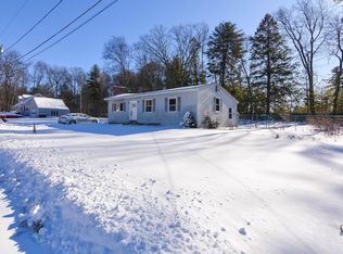 4 Lakeview St, Salem, NH 03079