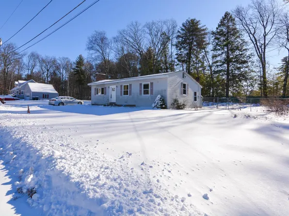 4 Lakeview Street, Salem, NH 03079