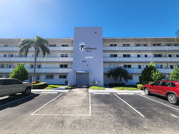 2nd image of 105 NE 19th Avenue #456