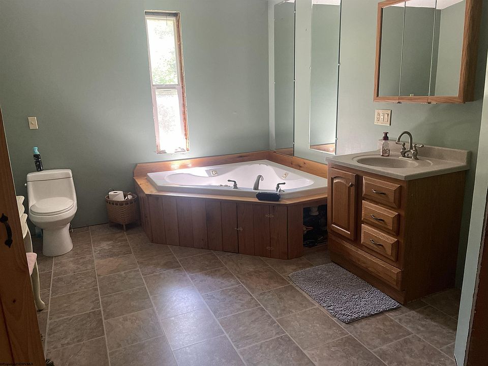 19th image of 856 Removal Rd