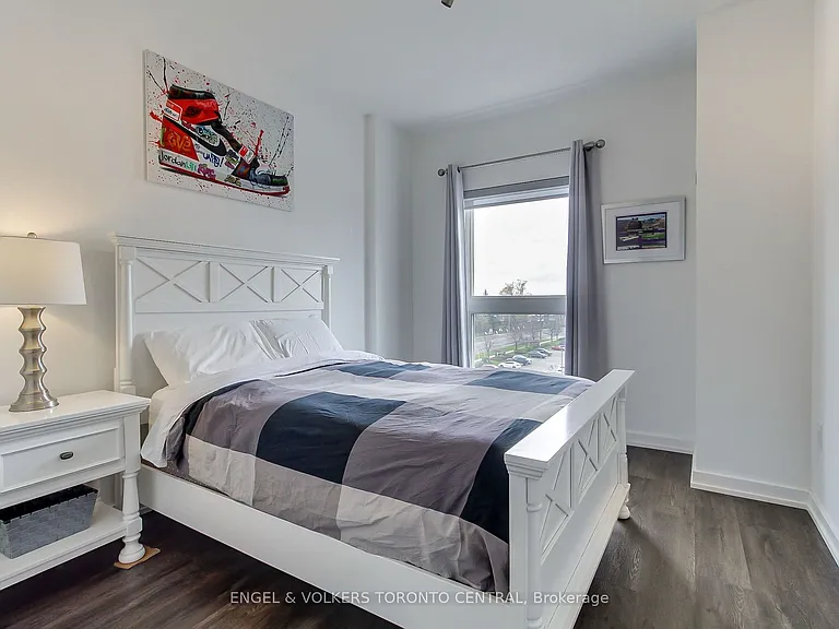 430 Essa Rd #418 — Photo 24
